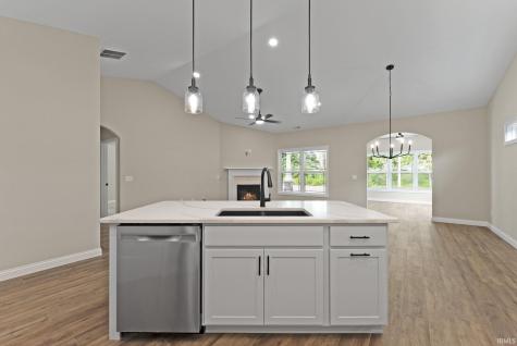 8267 Caverango Boulevard Fort Wayne IN 46815