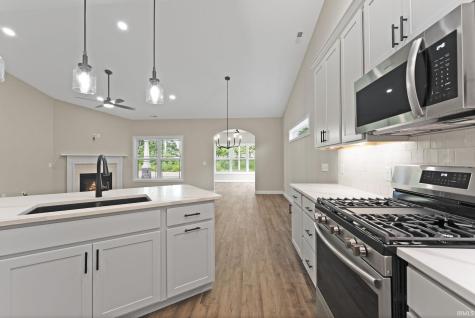 8267 Caverango Boulevard Fort Wayne IN 46815