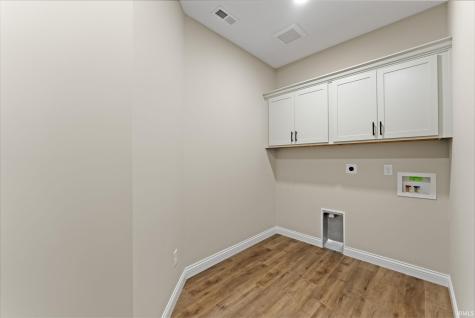 8267 Caverango Boulevard Fort Wayne IN 46815