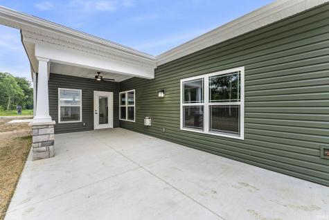 8267 Caverango Boulevard Fort Wayne IN 46815