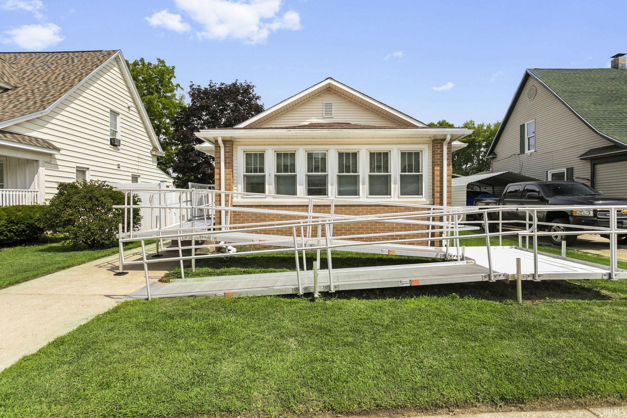 1518 E 3rd Street Mishawaka IN 46544