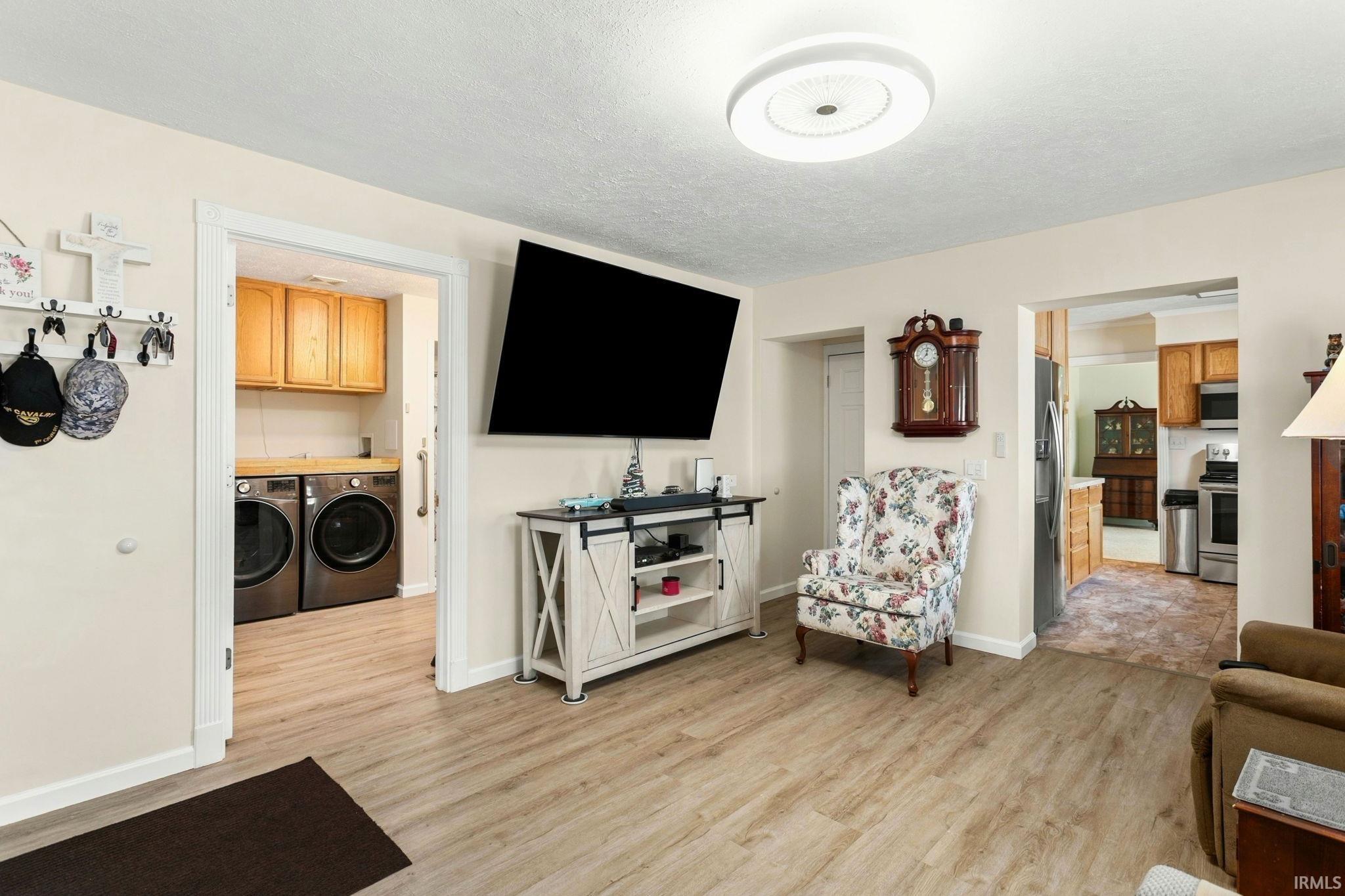 1518 E 3rd Street Mishawaka IN 46544