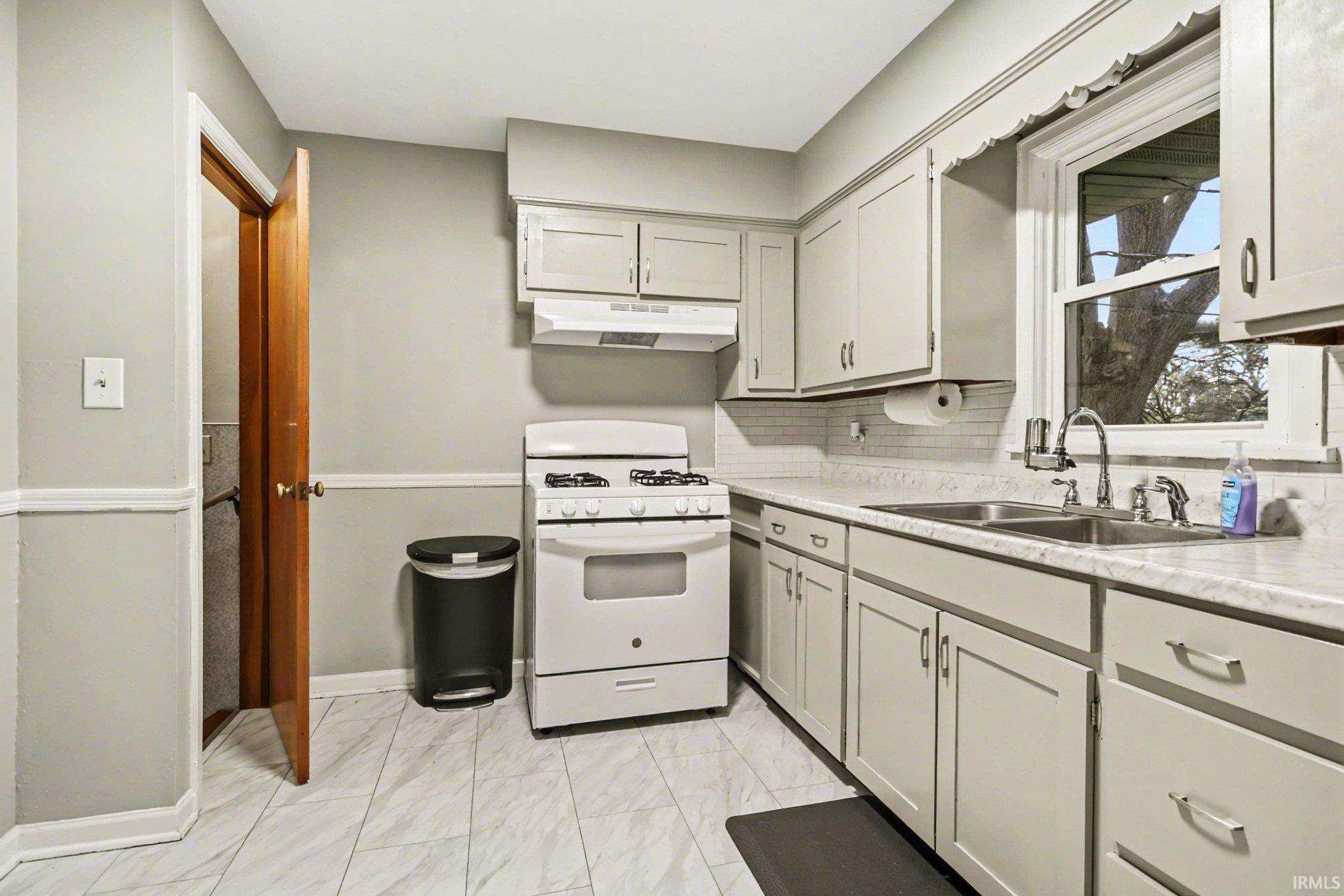 313 S 34th Street South Bend IN 46615
