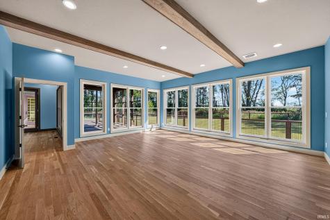51490 Ginny Drive South Bend IN 46628