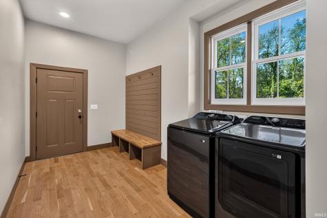 51490 Ginny Drive South Bend IN 46628