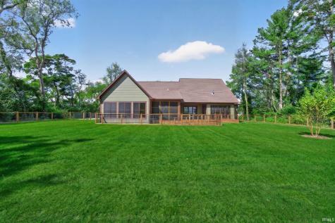 51490 Ginny Drive South Bend IN 46628