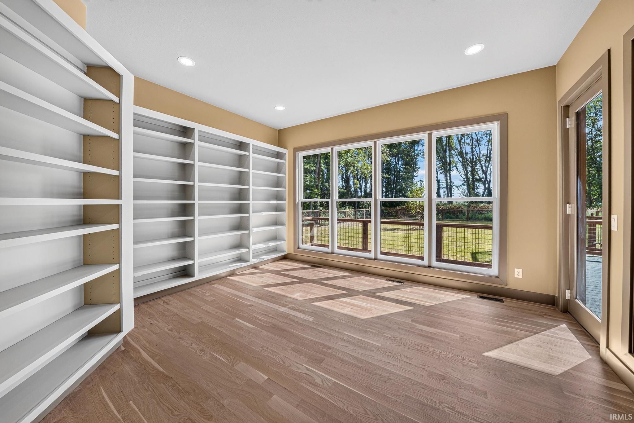 51490 Ginny Drive South Bend IN 46628