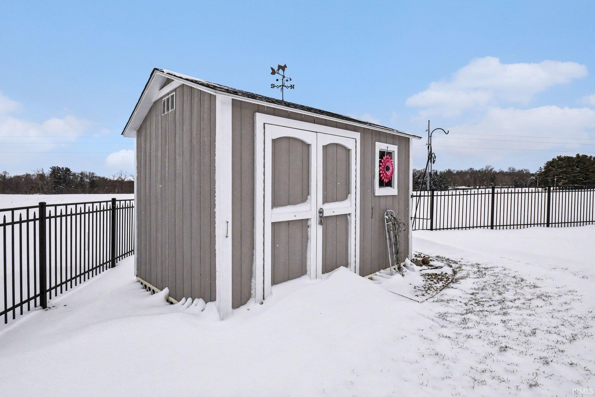 805 N Horizon Drive Lakeville IN 46536
