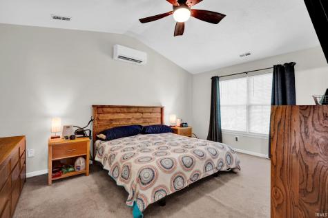 864 S Deer Run Ellettsville IN 47429