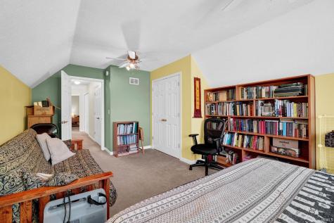 864 S Deer Run Ellettsville IN 47429
