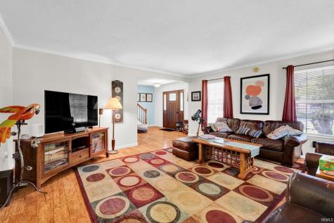 864 S Deer Run Ellettsville IN 47429