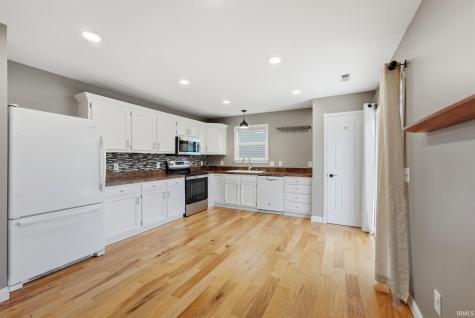 229 El Dorado Trail Fort Wayne IN 46825