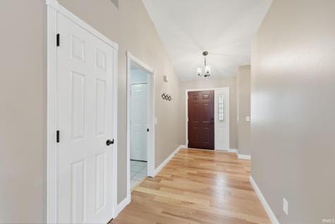 229 El Dorado Trail Fort Wayne IN 46825