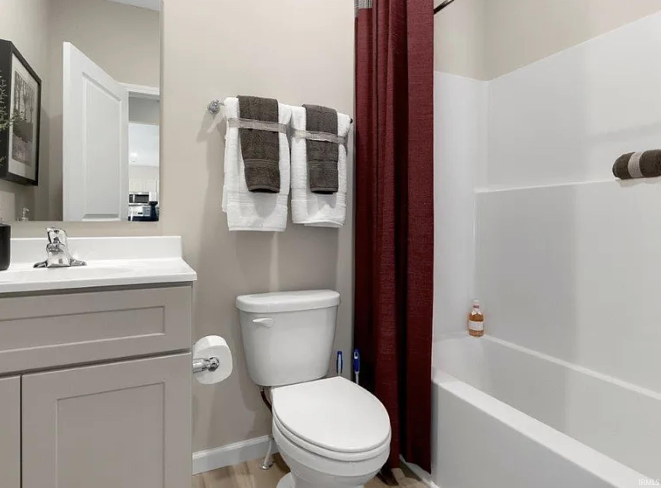 2891 Greenville Court Warsaw IN 46582