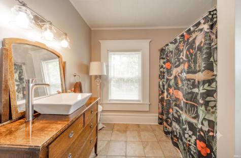 5943 N Wilbur Wright Road Mooreland IN 47360