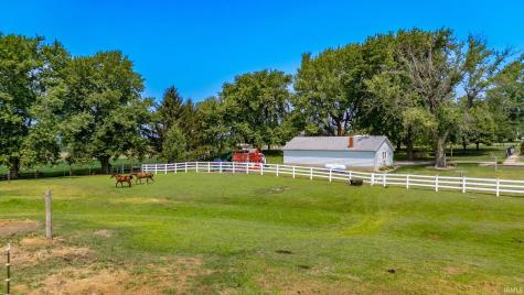 5943 N Wilbur Wright Road Mooreland IN 47360