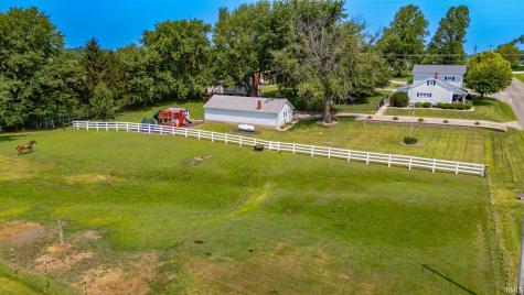 5943 N Wilbur Wright Road Mooreland IN 47360