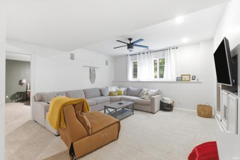 1916 S Woodfield Trail Warsaw IN 46580