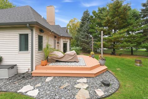 1916 S Woodfield Trail Warsaw IN 46580