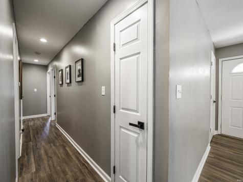 1907 Rollett Lane Evansville IN 47712