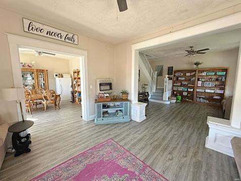 712 W Main Street Washington IN 47501
