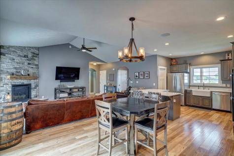 594 E Lavender Court Ellettsville IN 47429