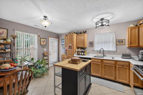 5811 W Waterstone Trace Bloomington IN 47403