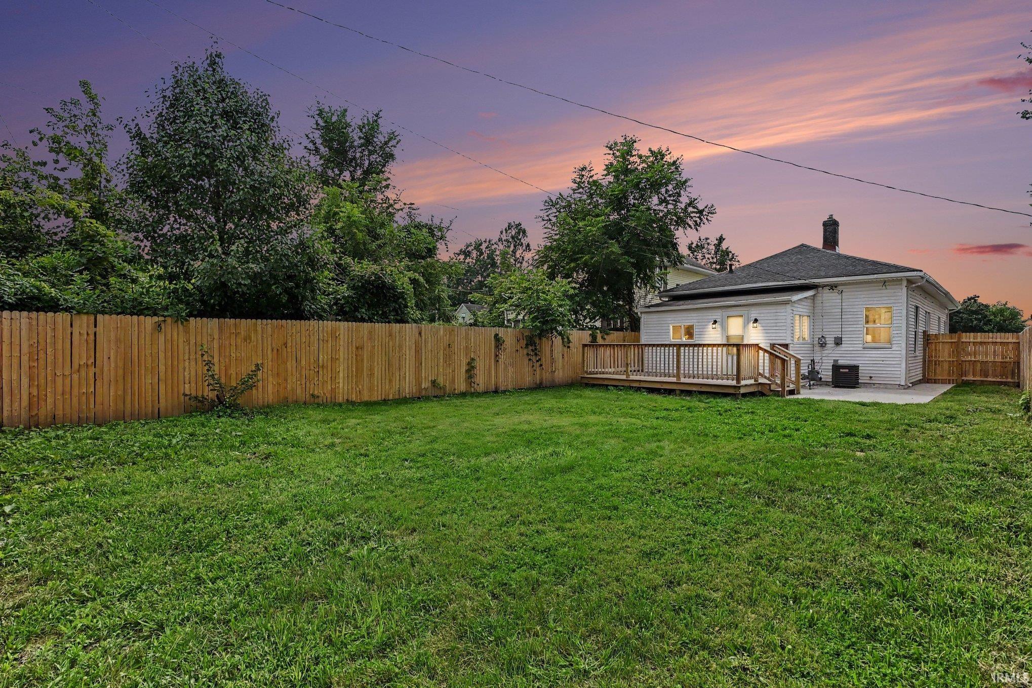 1628 Catalpa Avenue South Bend IN 46613