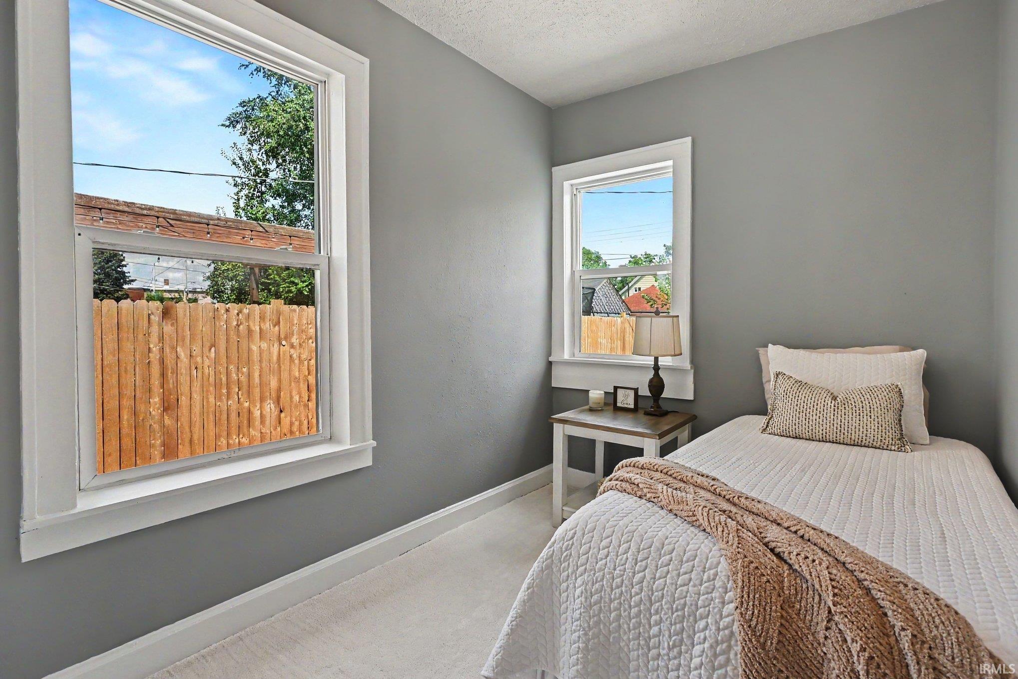 1628 Catalpa Avenue South Bend IN 46613