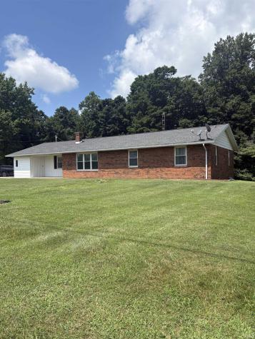 5381 S State Road 162 Road Huntingburg IN 47542