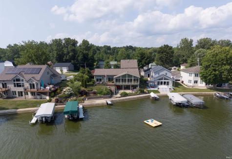 1550 North Shore Drive Rome City IN 46784