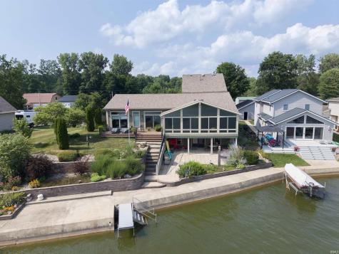 1550 North Shore Drive Rome City IN 46784