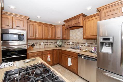 1550 North Shore Drive Rome City IN 46784