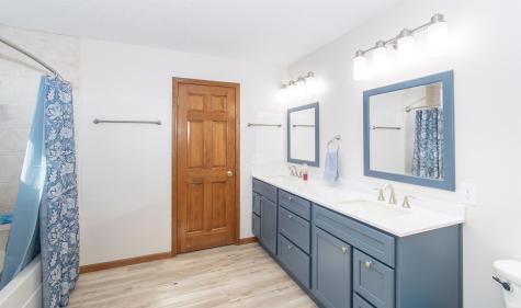 1550 North Shore Drive Rome City IN 46784