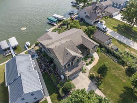 1550 North Shore Drive Rome City IN 46784