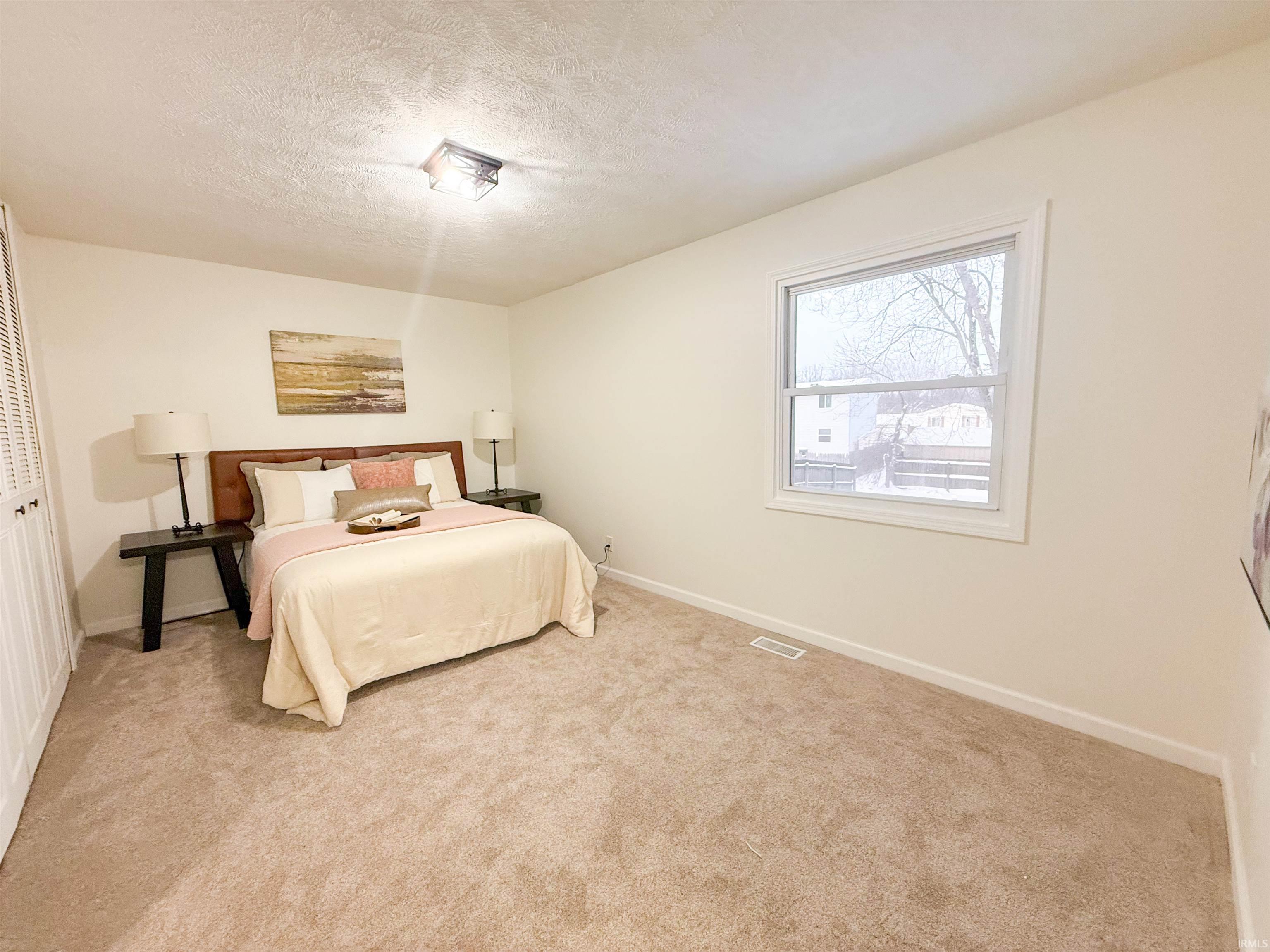 6124 Gotham Drive South Bend IN 46614