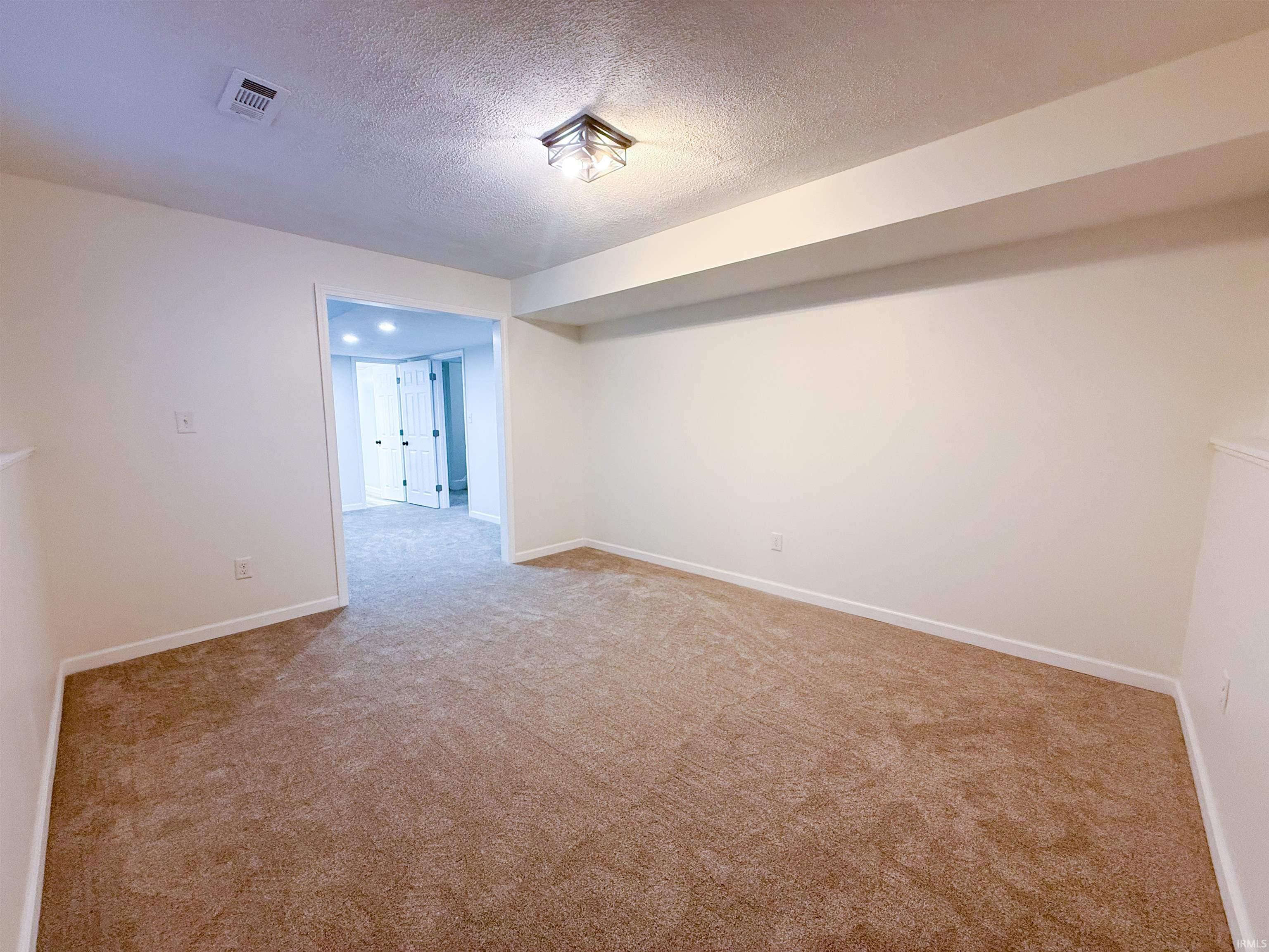 6124 Gotham Drive South Bend IN 46614