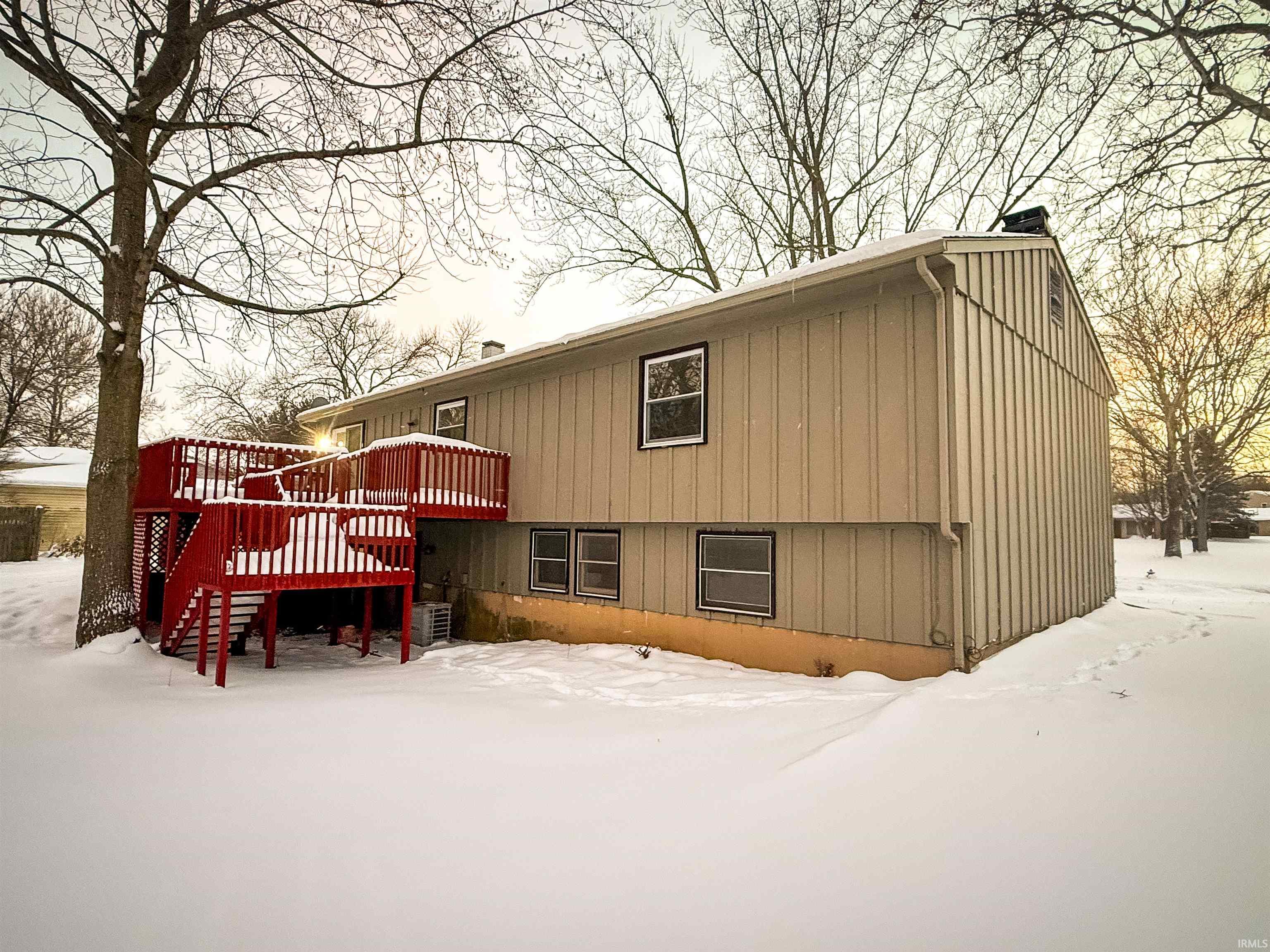 6124 Gotham Drive South Bend IN 46614