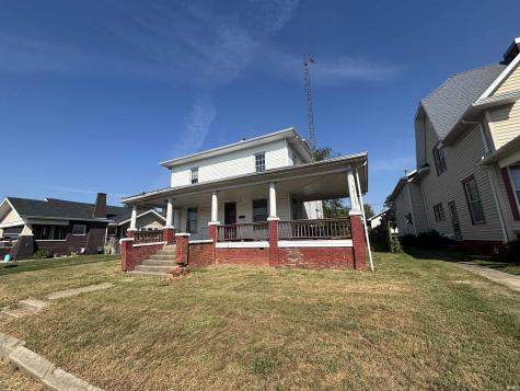 118 W 4th Street Bicknell IN 47512