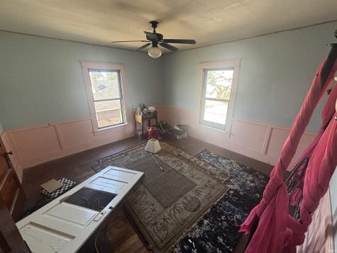 118 W 4th Street Bicknell IN 47512