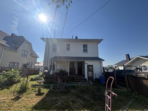 118 W 4th Street Bicknell IN 47512