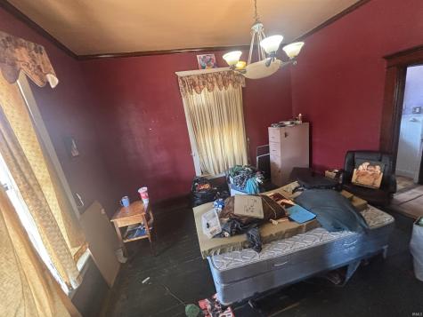 118 W 4th Street Bicknell IN 47512