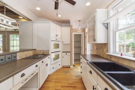 2110 Dena Drive Anderson IN 46017