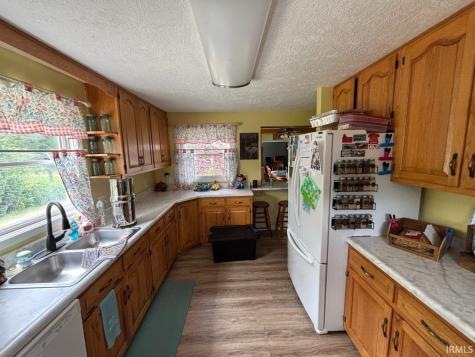 1112 S Winmere Avenue Selma IN 47383