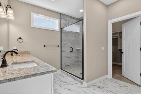 17749 Castlefeane Cove Leo IN 46765