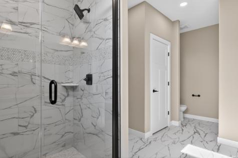 17749 Castlefeane Cove Leo IN 46765