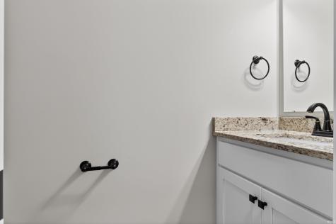 17749 Castlefeane Cove Leo IN 46765
