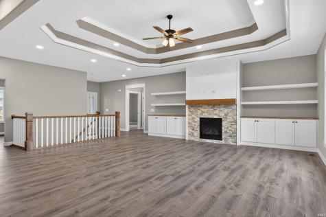 17749 Castlefeane Cove Leo IN 46765