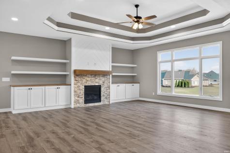 17749 Castlefeane Cove Leo IN 46765