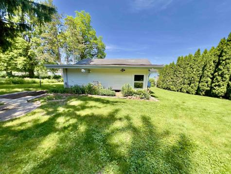 4784 E Shore Park Road Leesburg IN 46538
